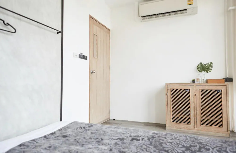 Vann Bangkok Boutique House and Cafe