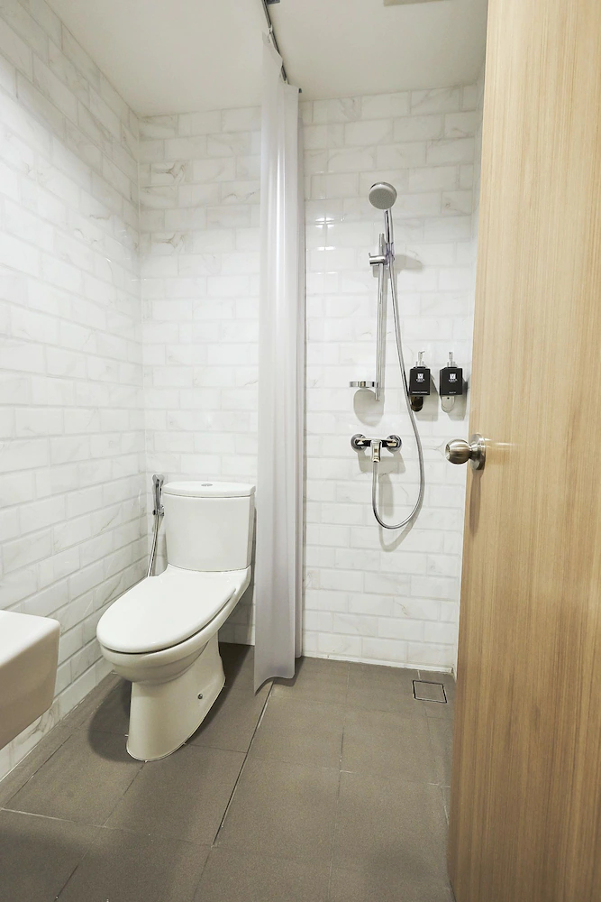 Vann Bangkok Boutique House and Cafe