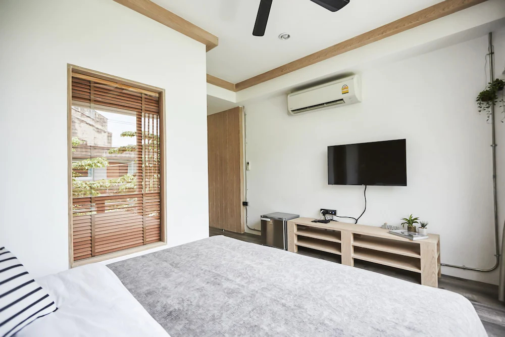 Vann Bangkok Boutique House and Cafe