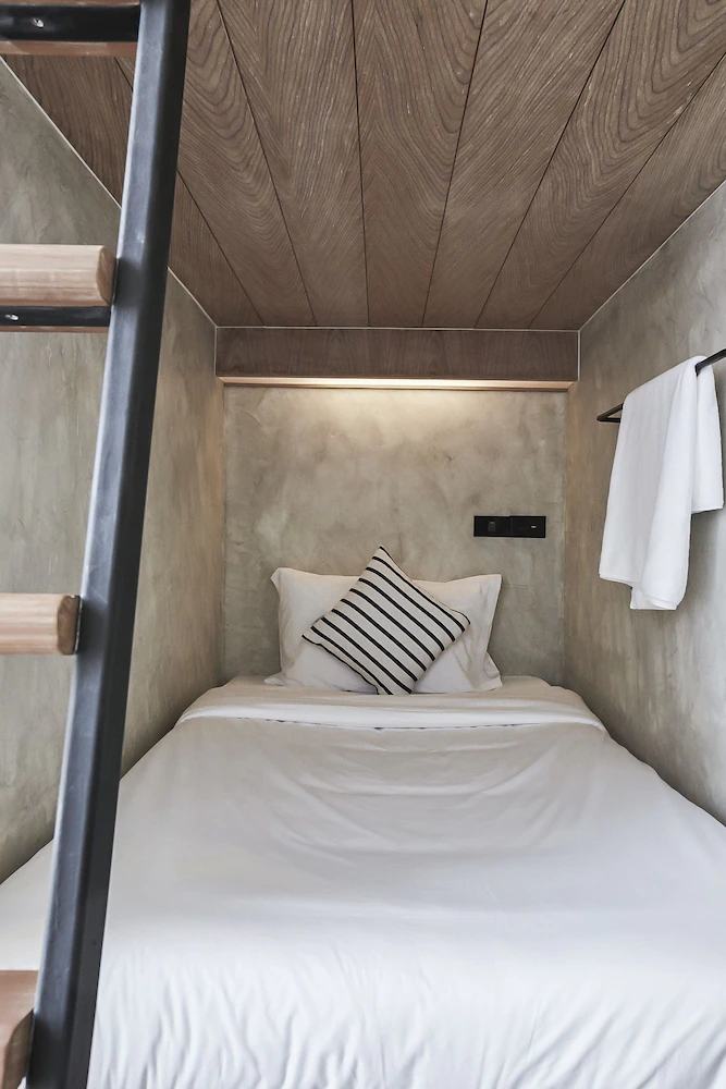 Vann Bangkok Boutique House and Cafe