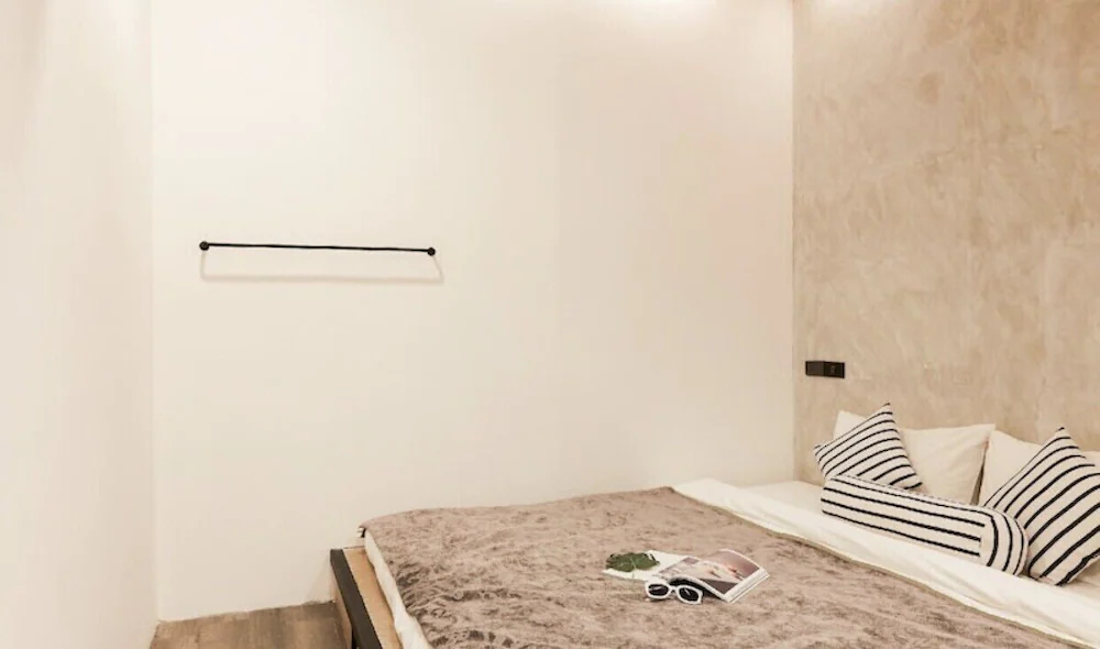 Vann Bangkok Boutique House and Cafe