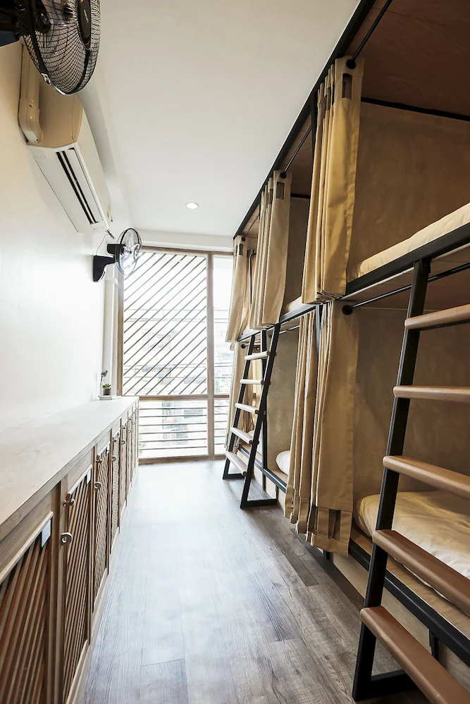 Vann Bangkok Boutique House and Cafe