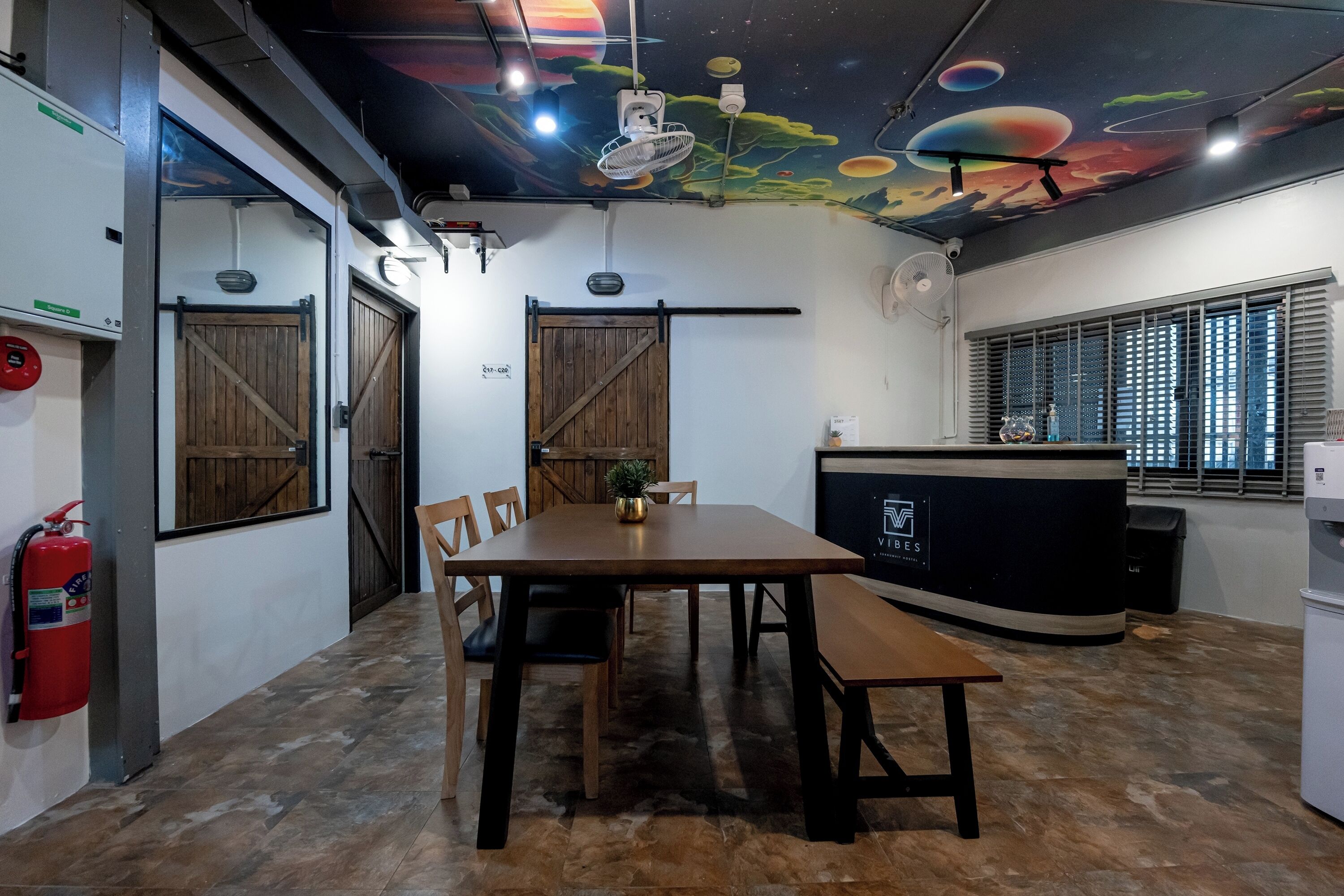 Vibes Hostel Bangkok