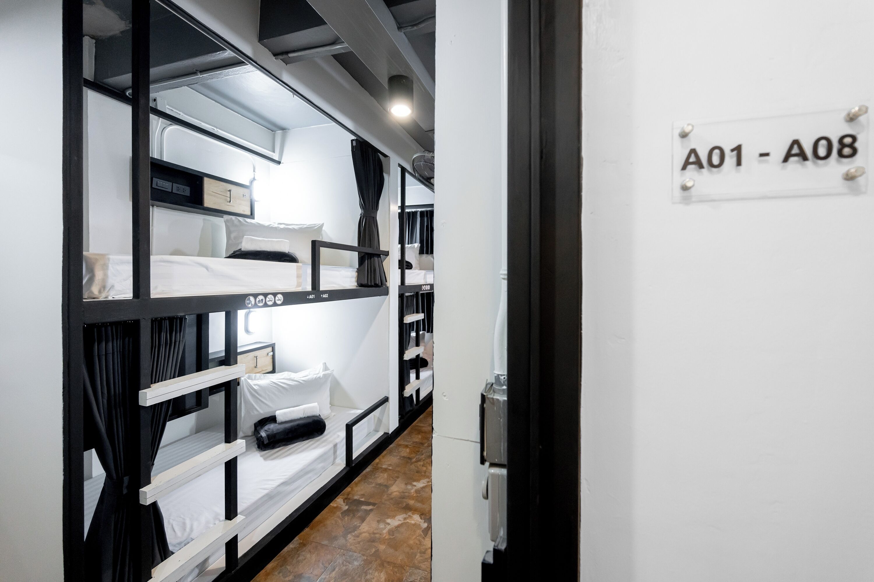 Vibes Hostel Bangkok