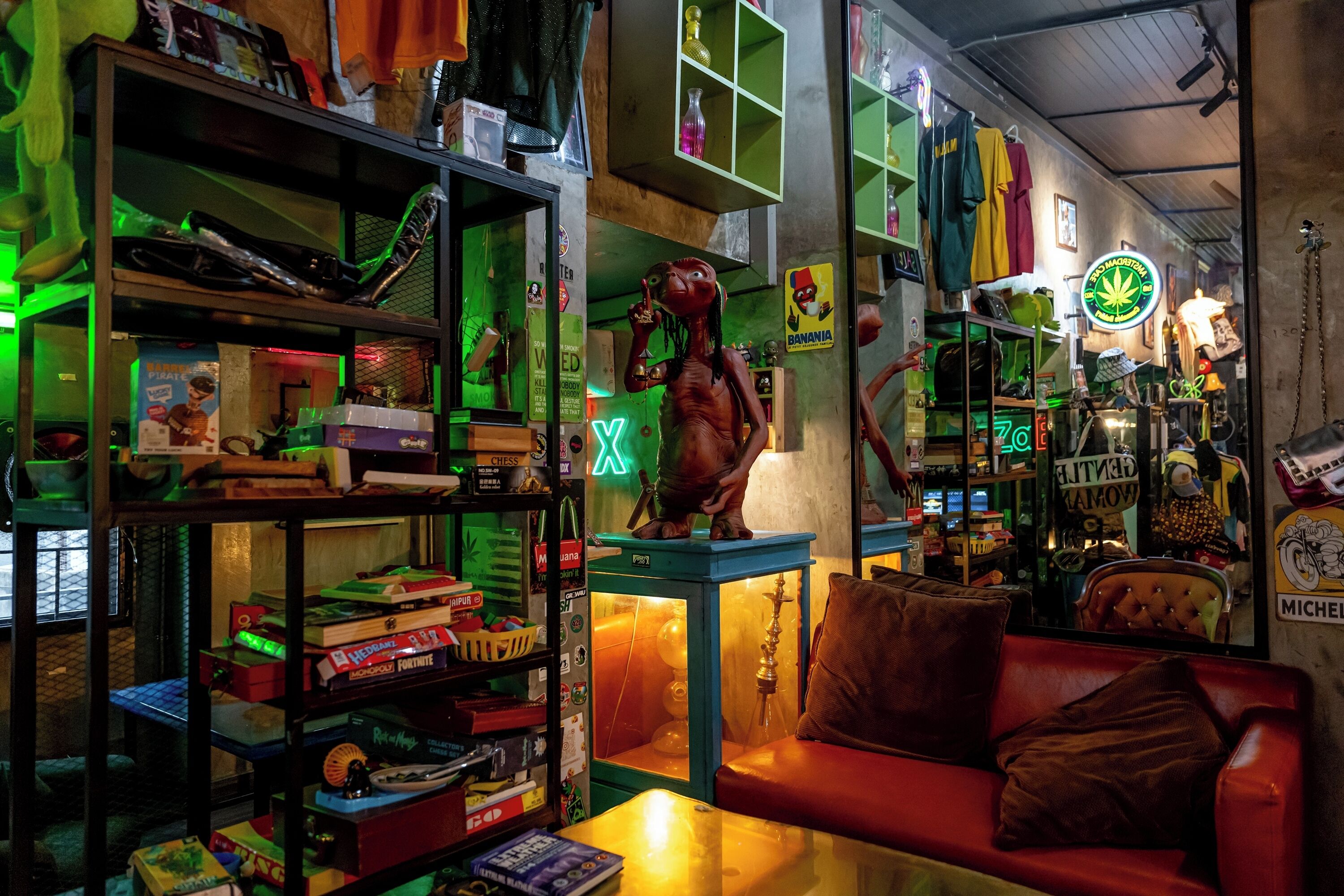 Vibes Hostel Bangkok