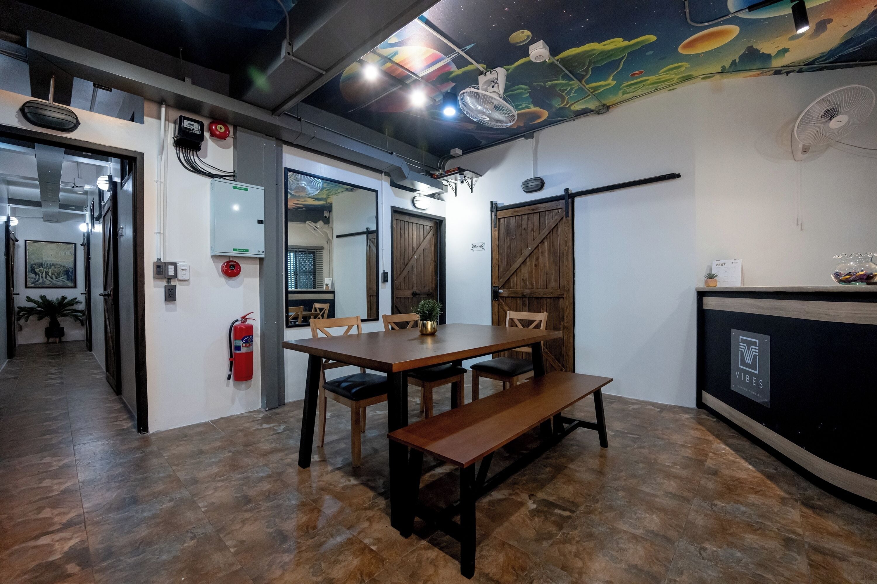 Vibes Hostel Bangkok