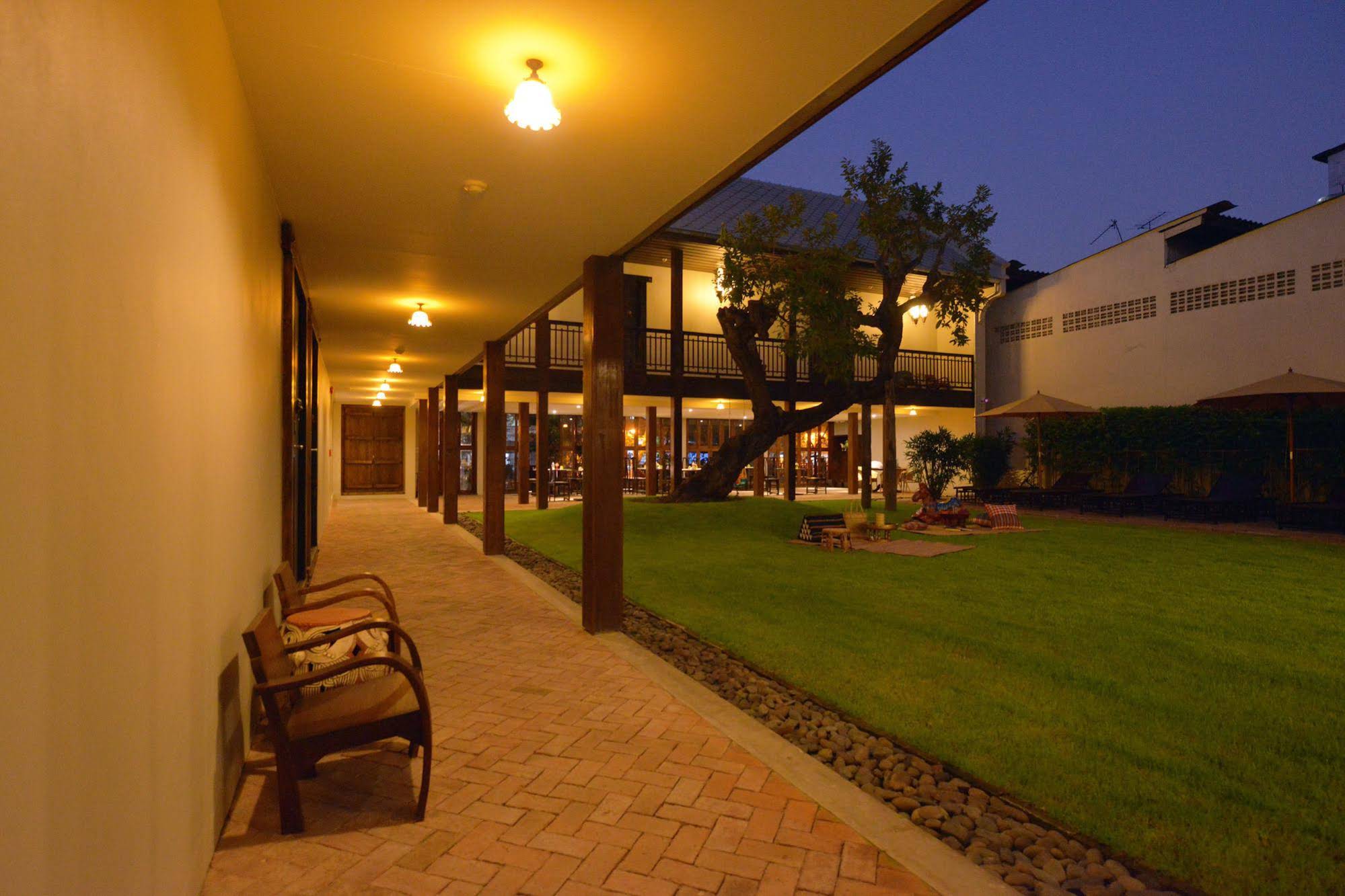 Villa Bangkok Hotel