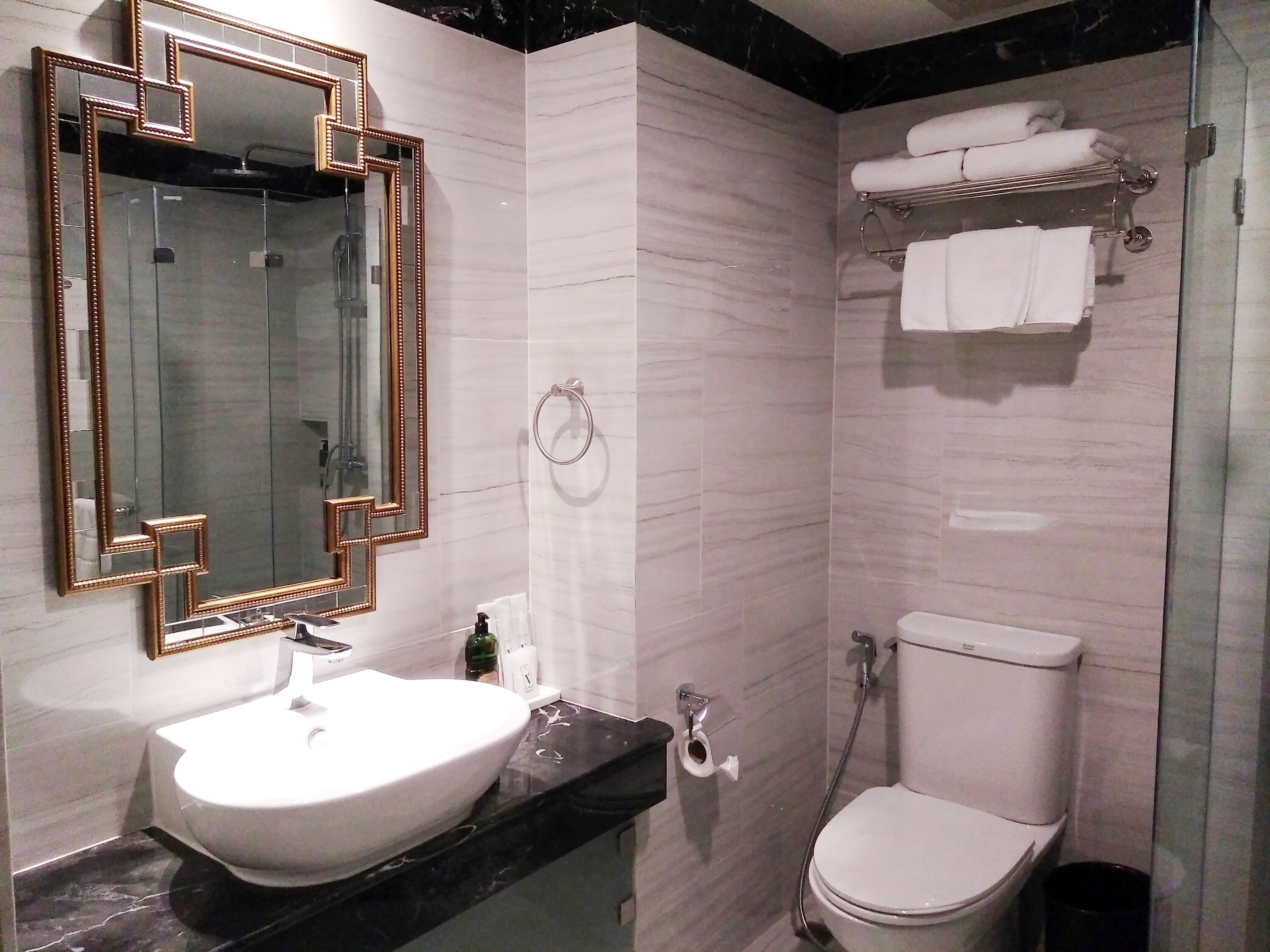 Vince Hotel Pratunam