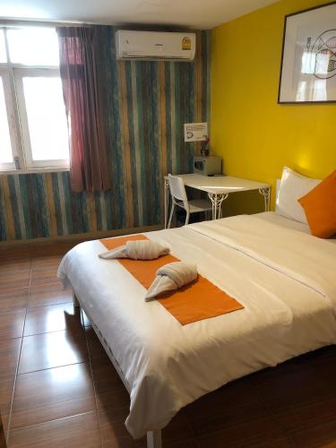 VX The Fifty Hostel