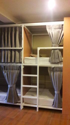 VX The Fifty Hostel