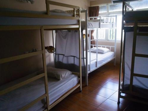 VX The Fifty Hostel