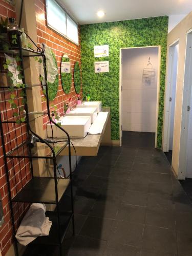 VX The Fifty Hostel