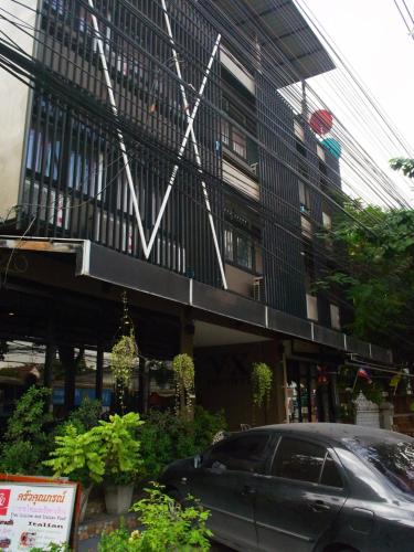 VX The Fifty Hostel
