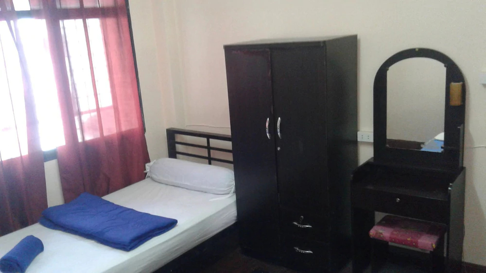 Yaya Guesthouse