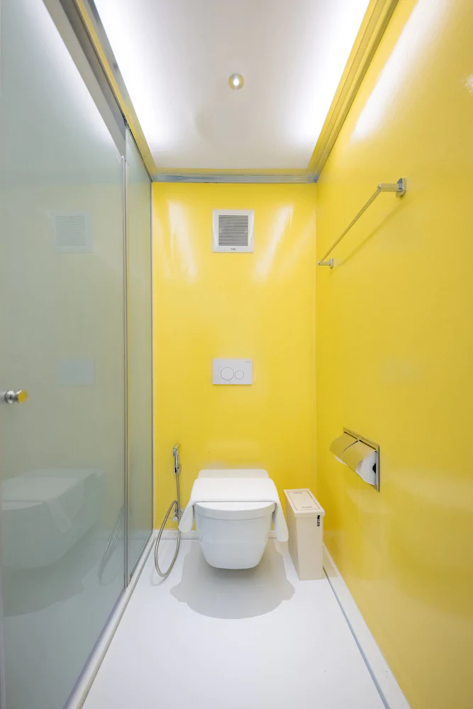Yello Rooms Victory Monument