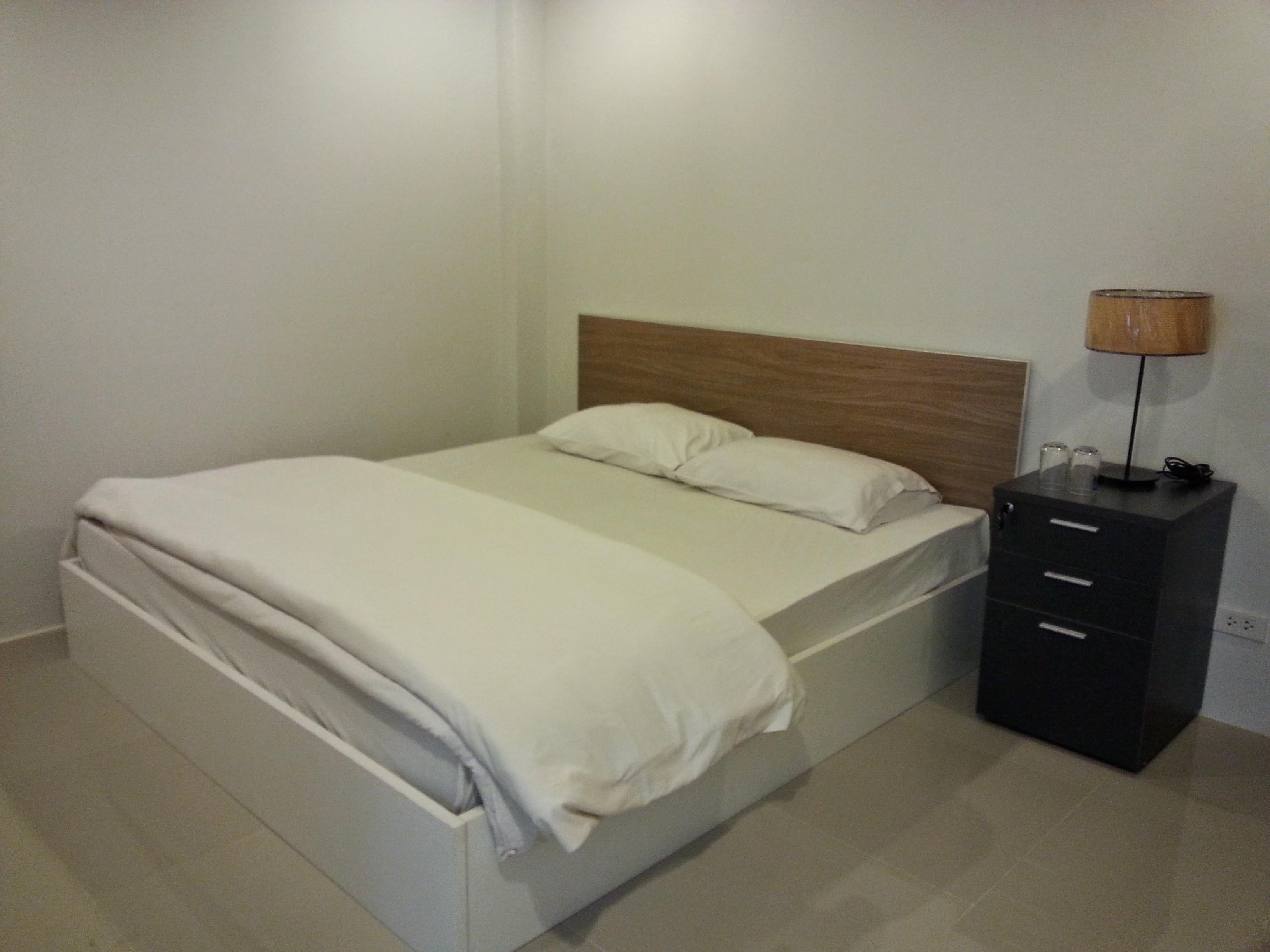 Freesia Bangphi Guest House