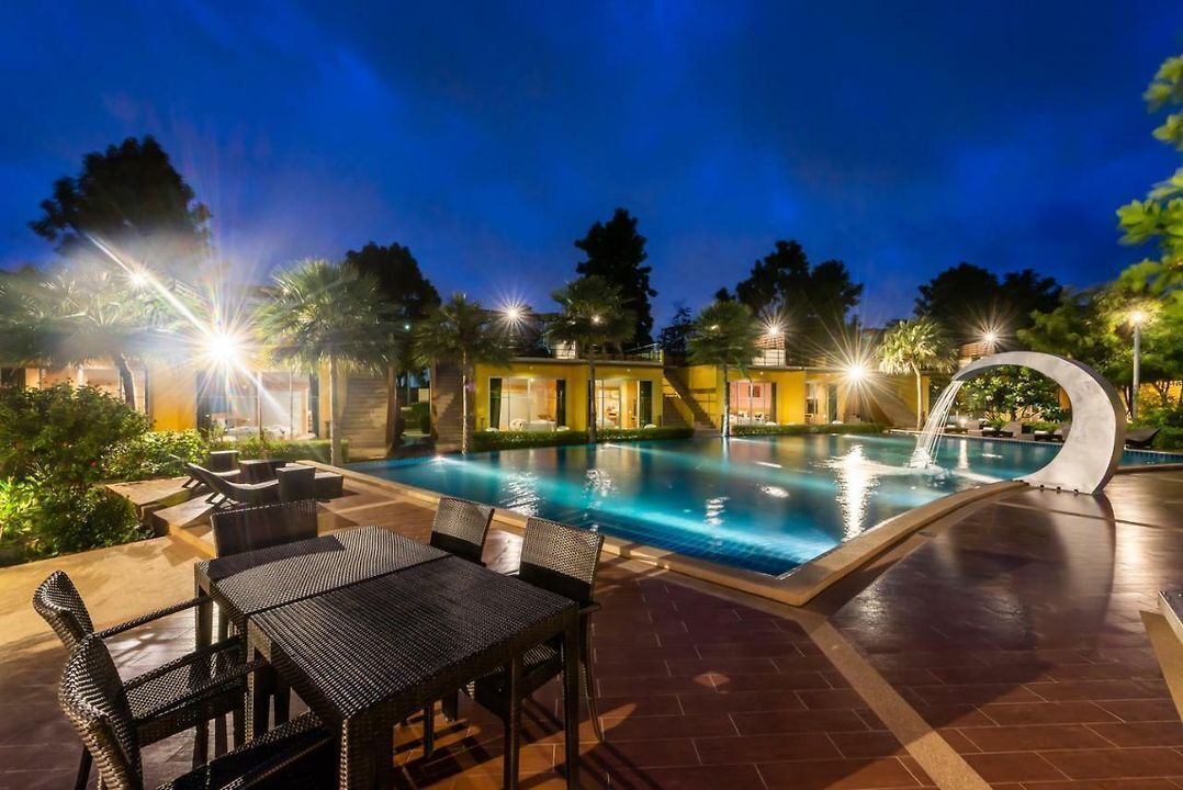 Bangkok Grand Resort