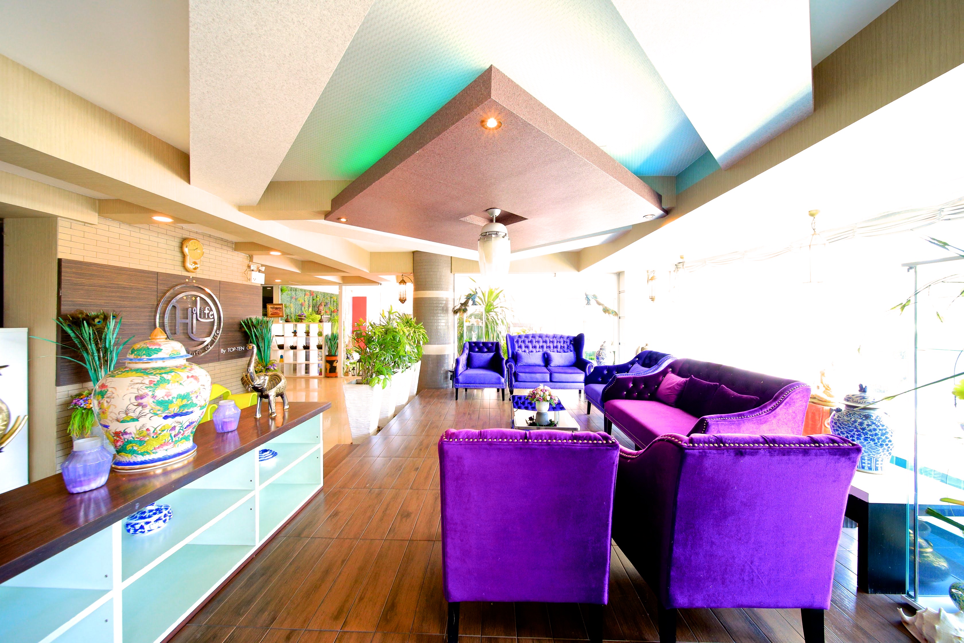 Hi Life Hotel