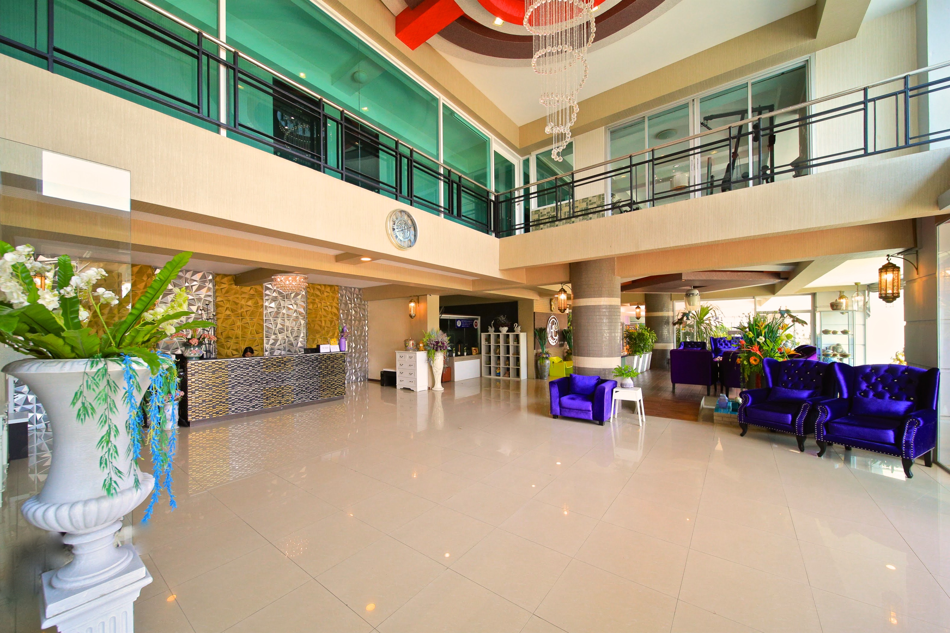 Hi Life Hotel