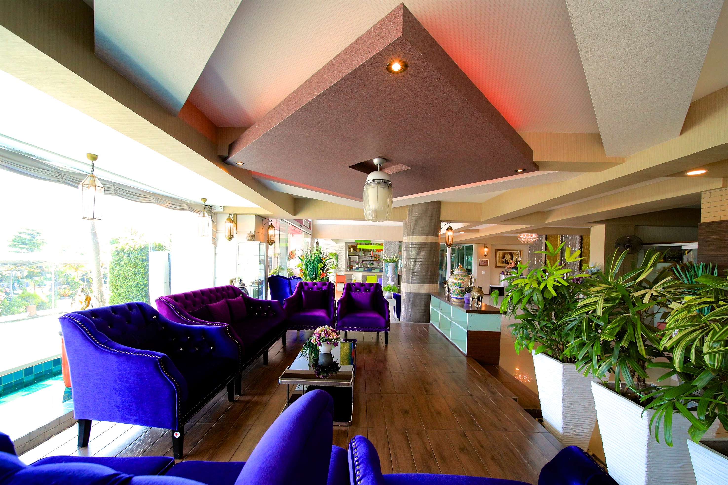 Hi Life Hotel