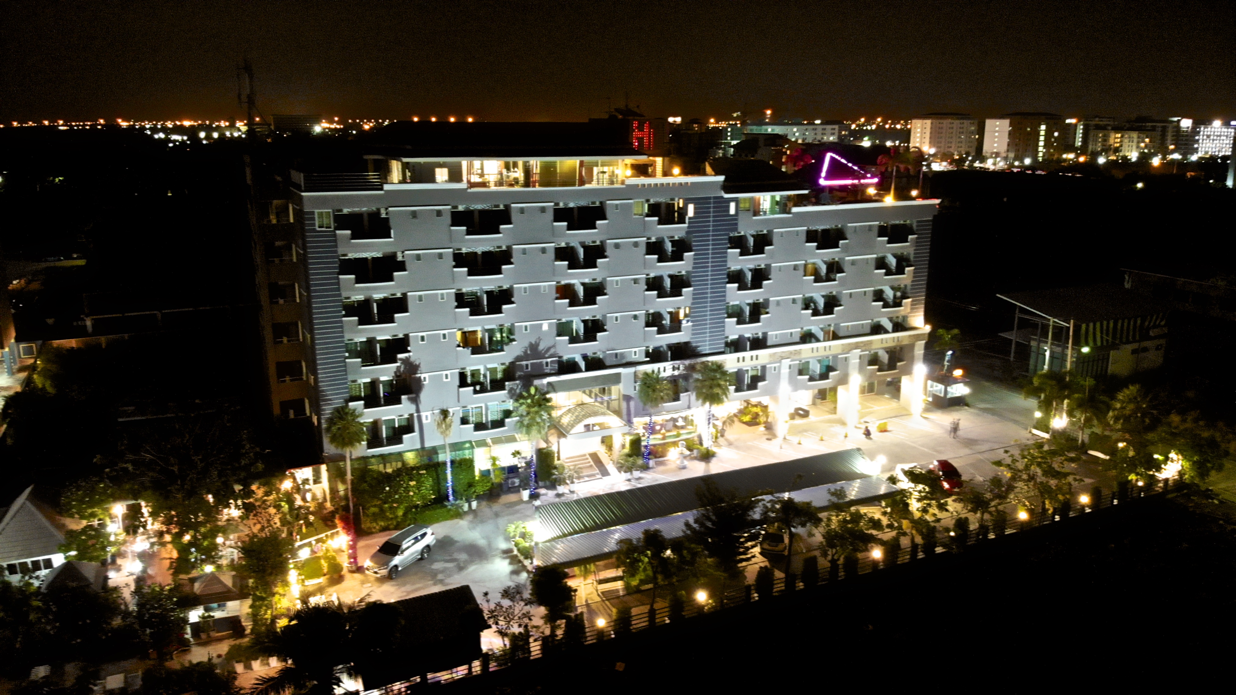 Hi Life Hotel