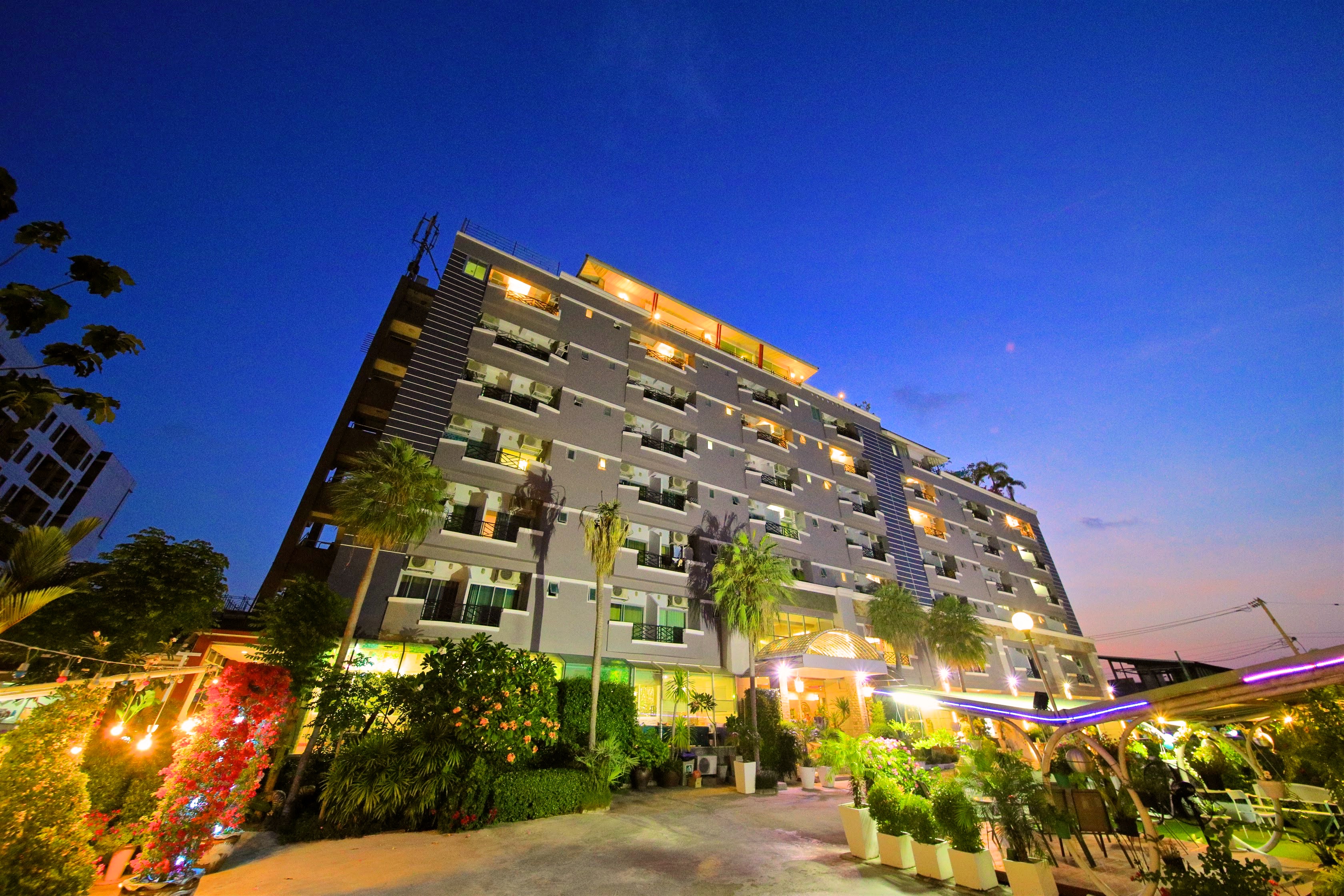 Hi Life Hotel