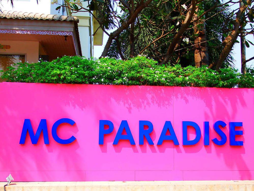 The Grand Paradise Suite