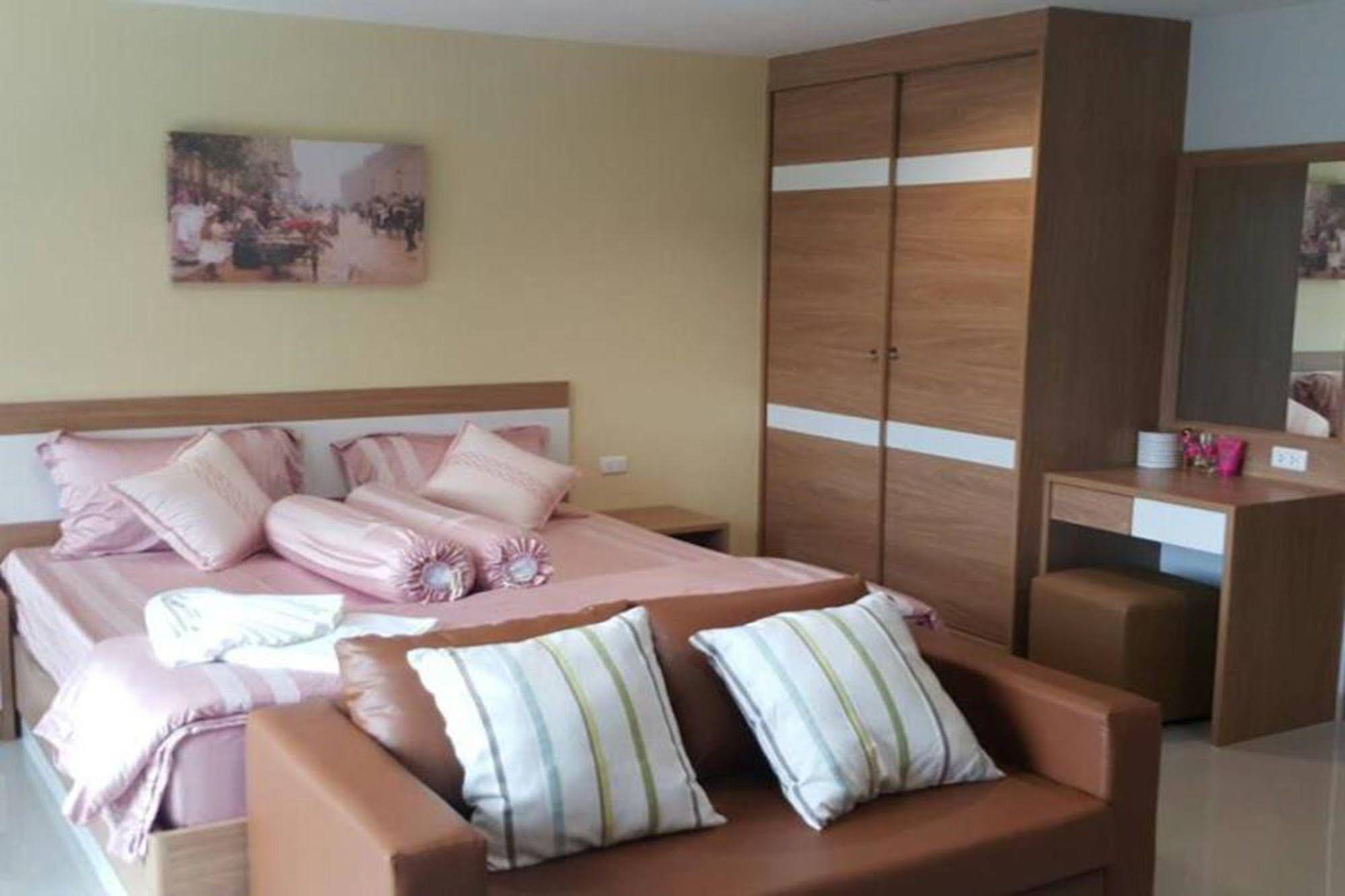 JK Living Hotel & Service Apartment