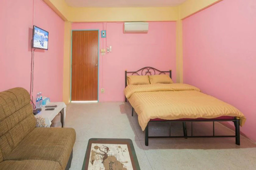 Roomstay Ruenkaew