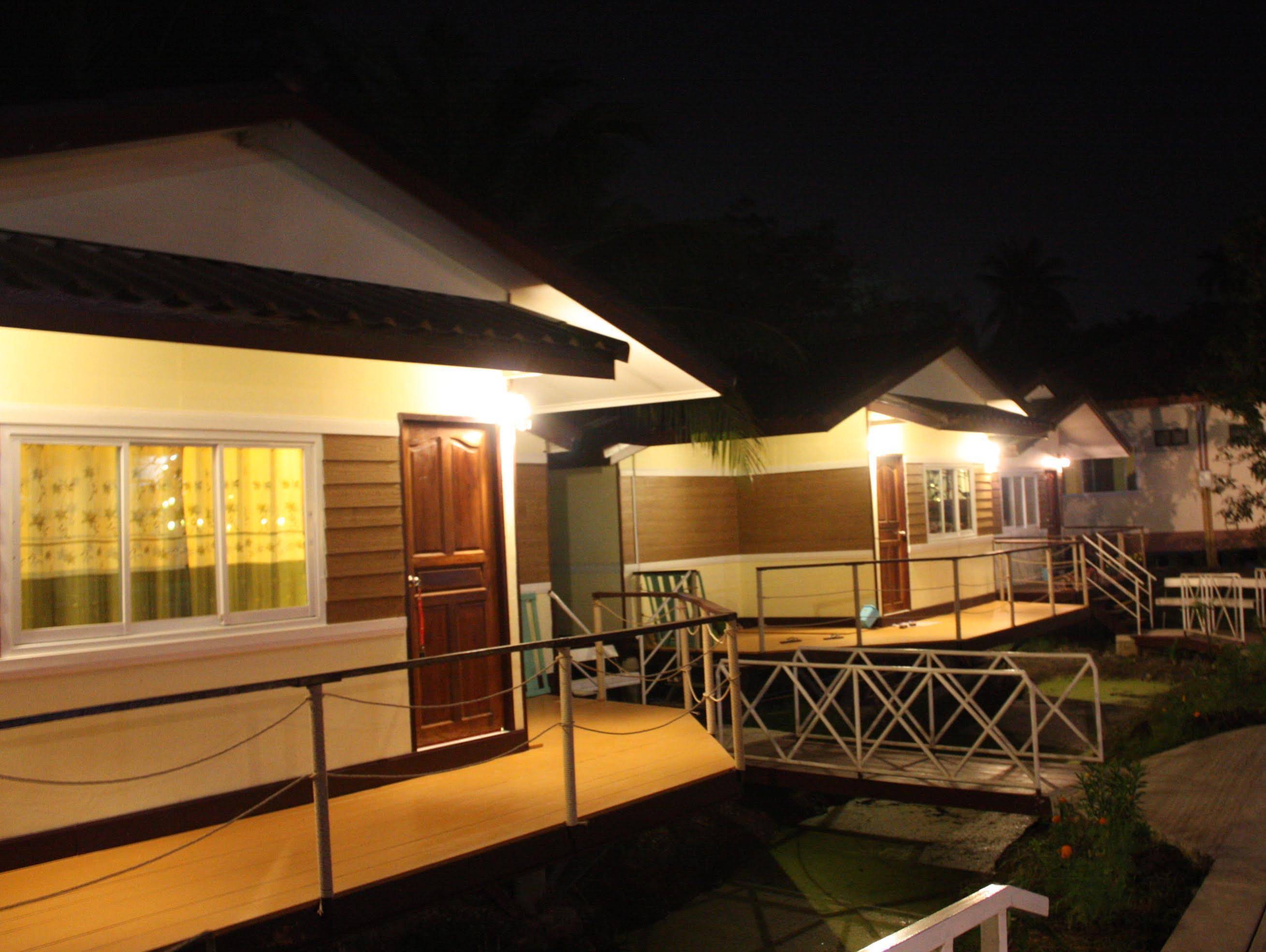 Baan Nok Aeng