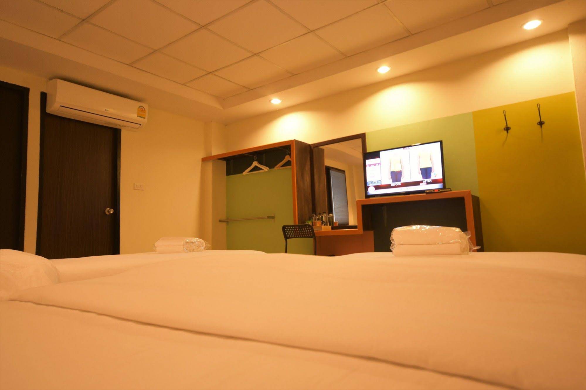 Room at Prachachuen