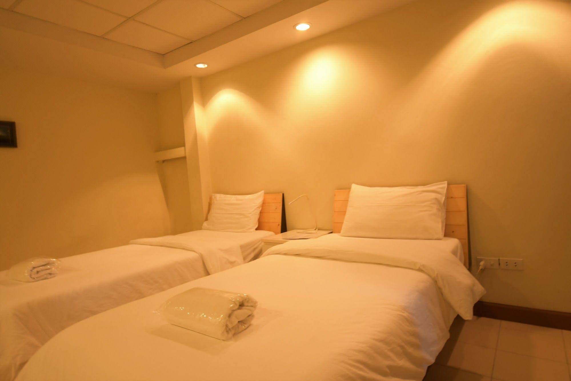 Room at Prachachuen