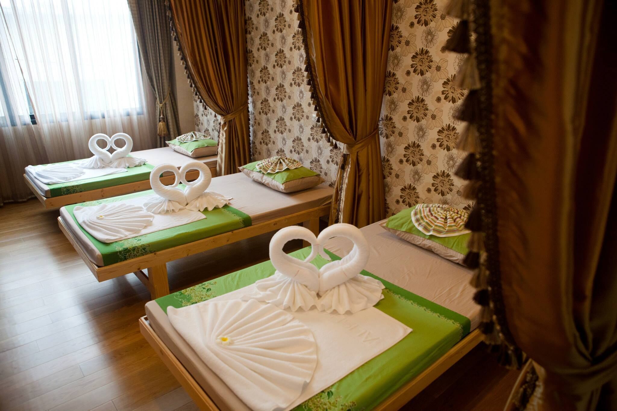 Alisha Court Hotel & Residence