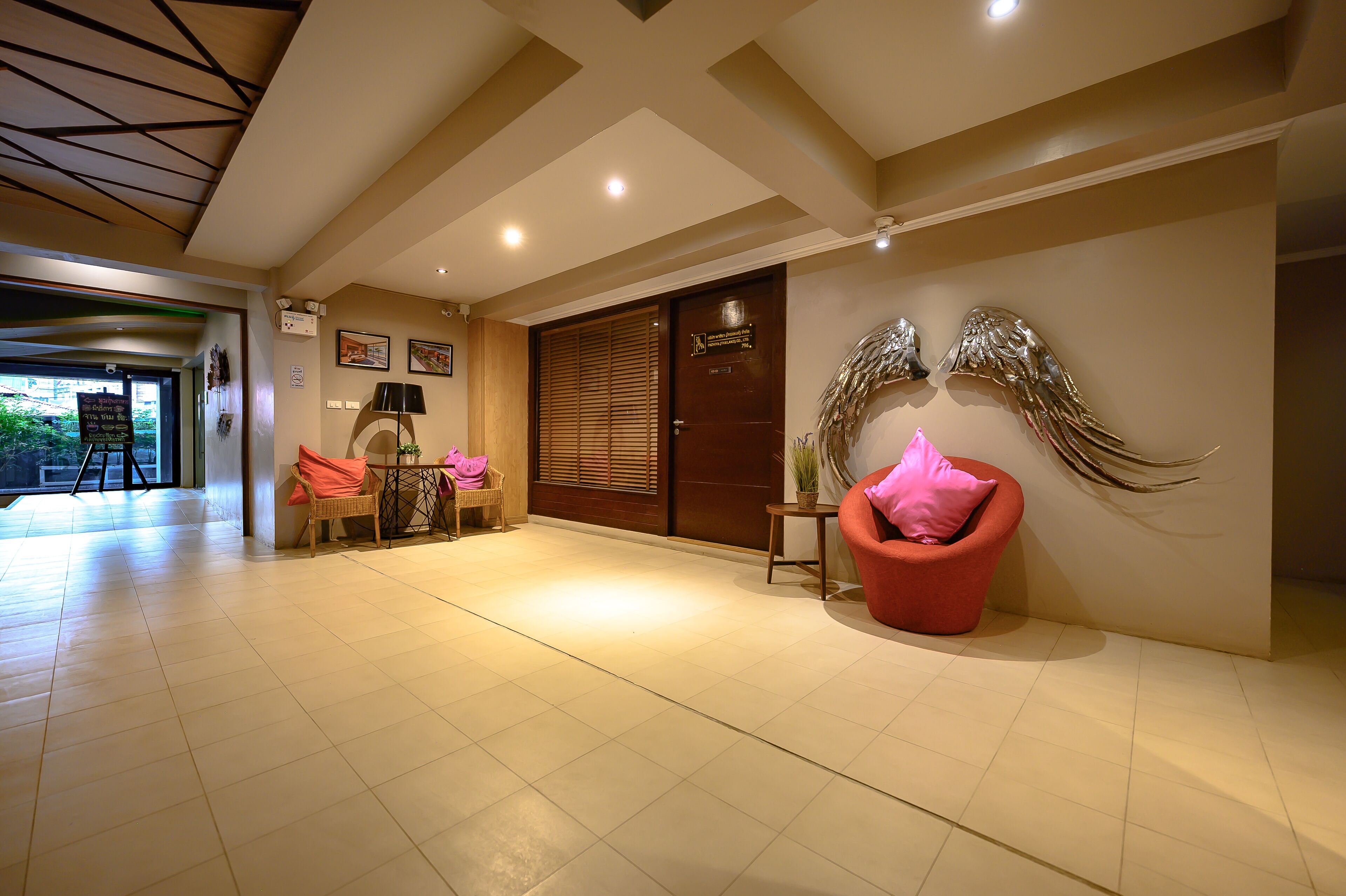 Coco Hotel by RedDoorz