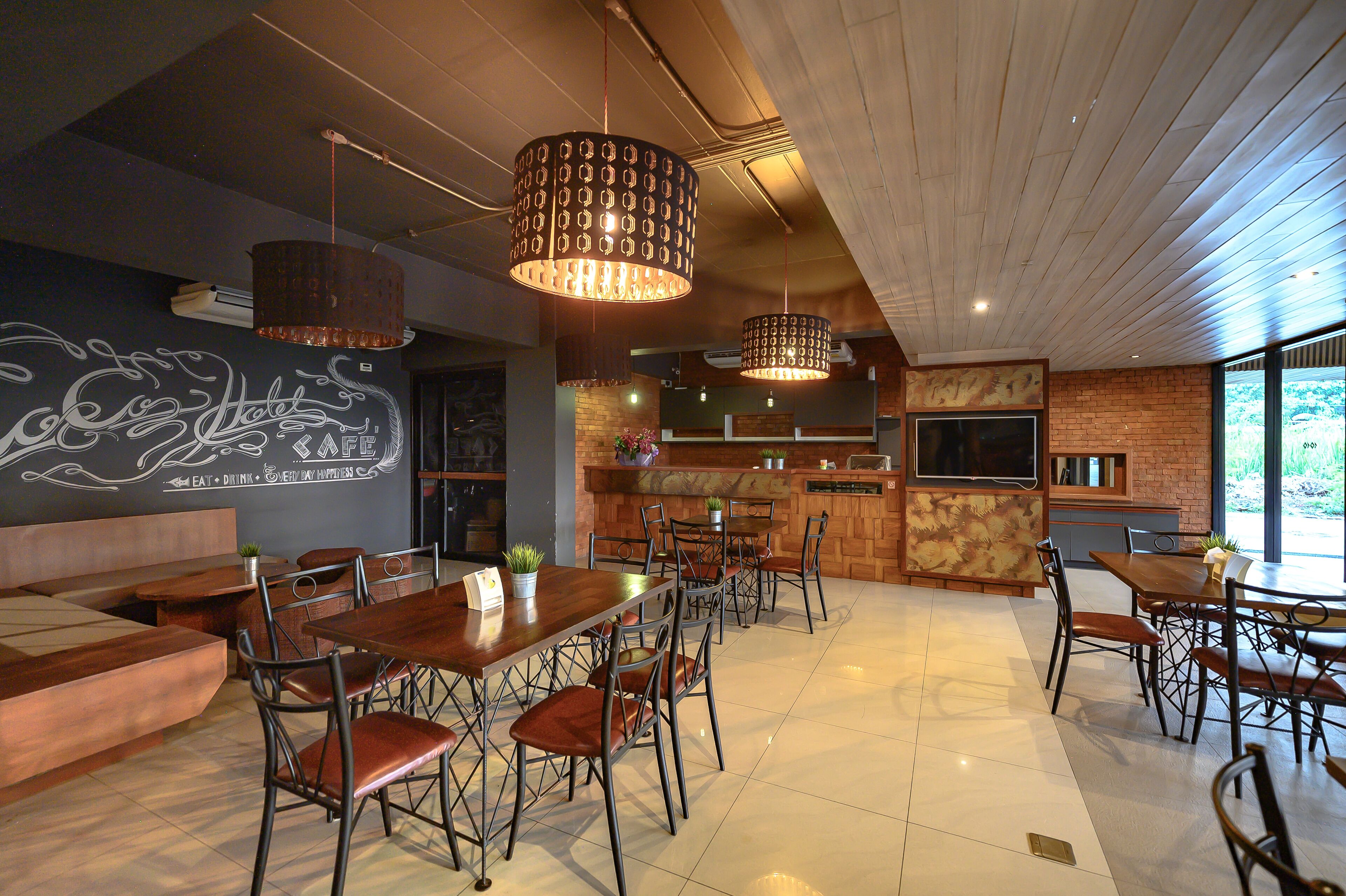 Coco Hotel by RedDoorz