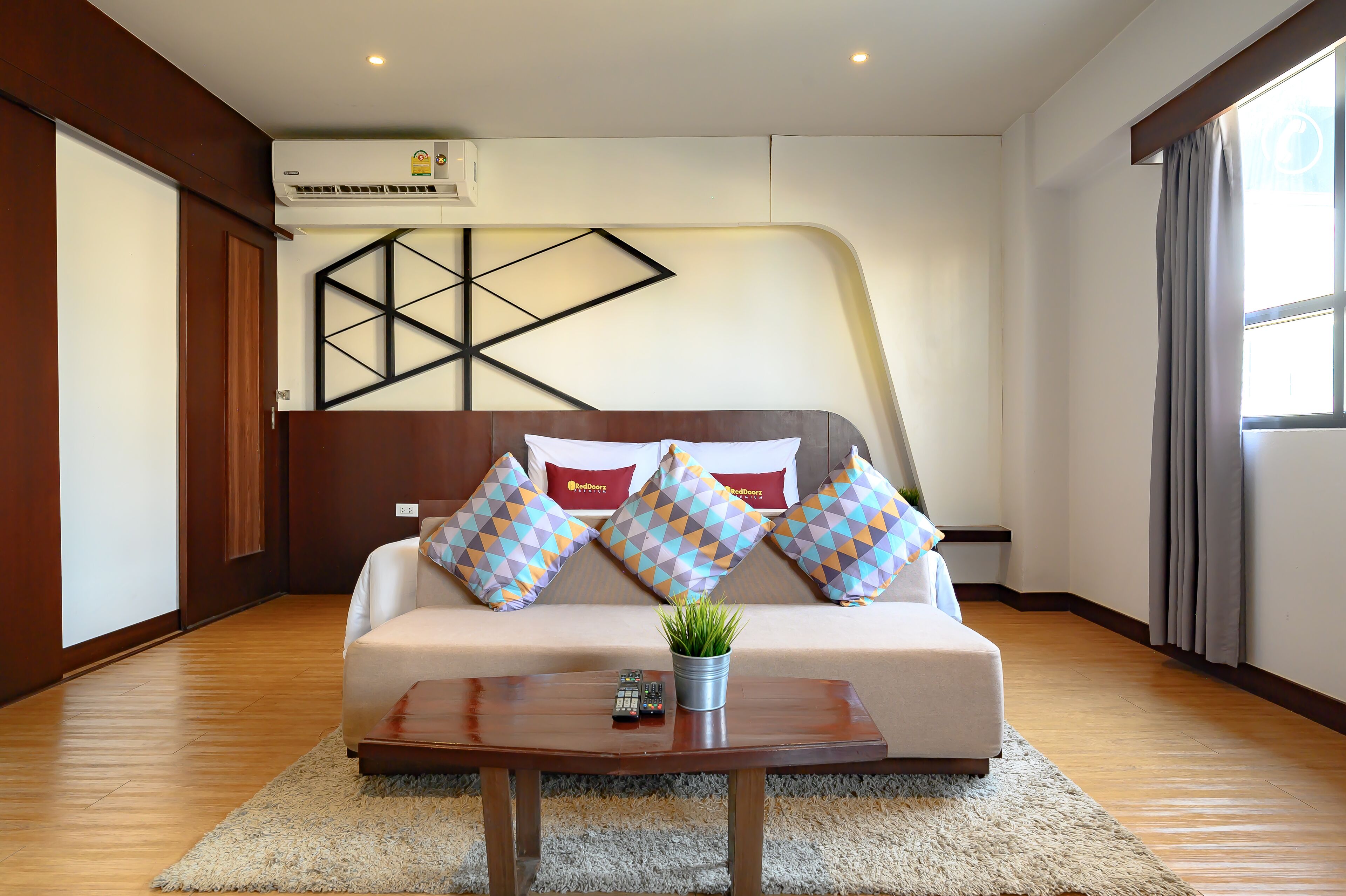 Coco Hotel by RedDoorz