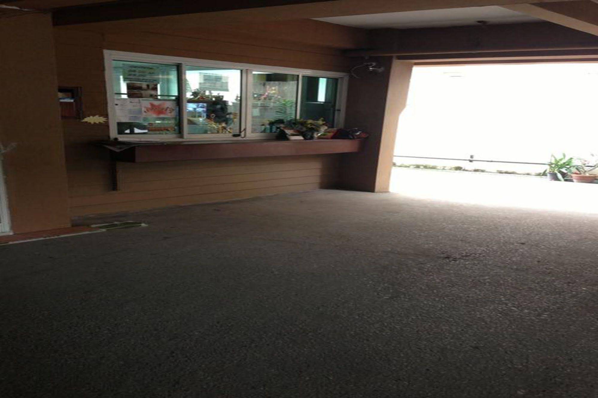 Sakun Place