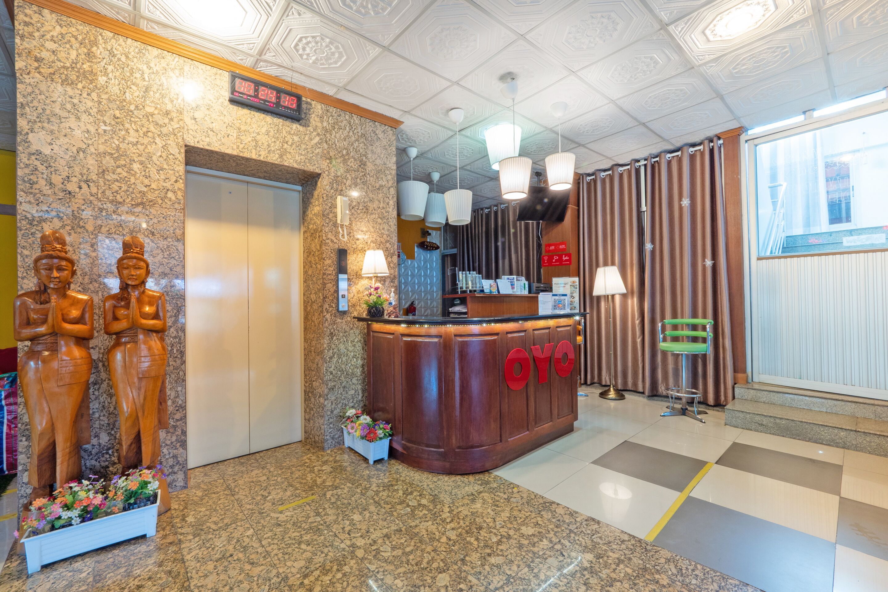 Suchanan Hotel by OYO Rooms