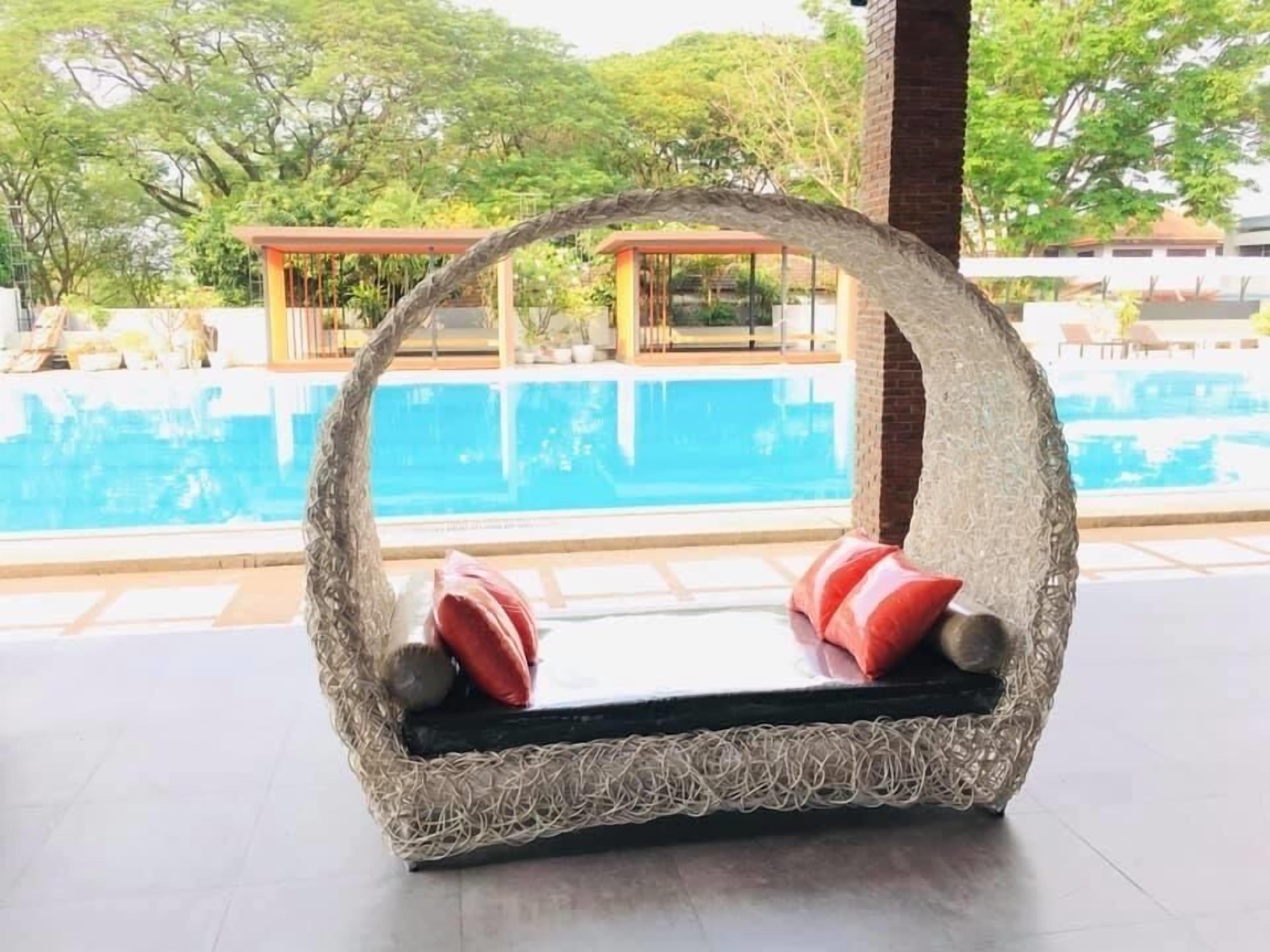 Buathong Pool Villa