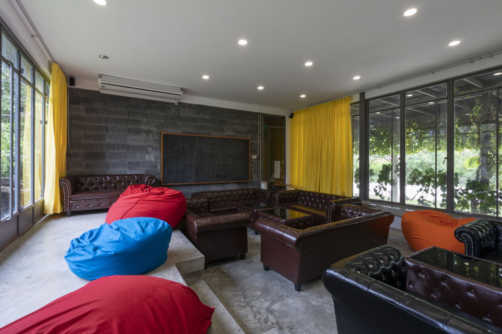 Phrip Phri Luxury Pool Villas