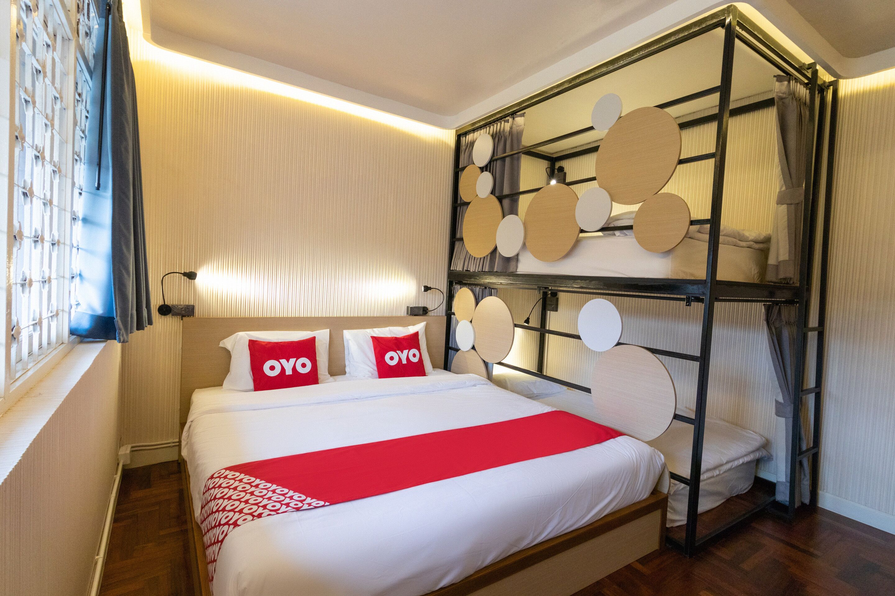 Apollo 19 Hostel by OYO Rooms