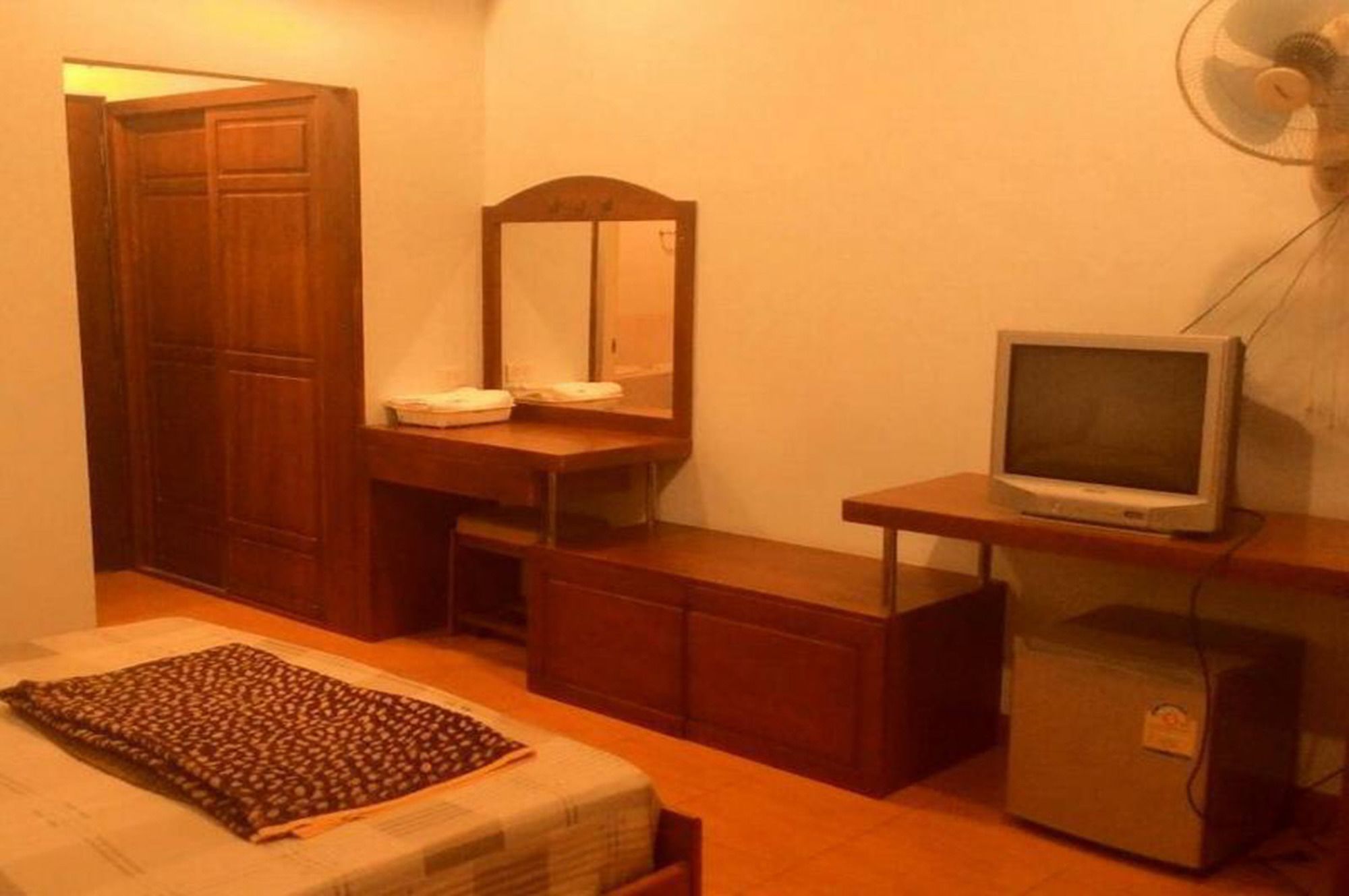 Chanthanee Hotel