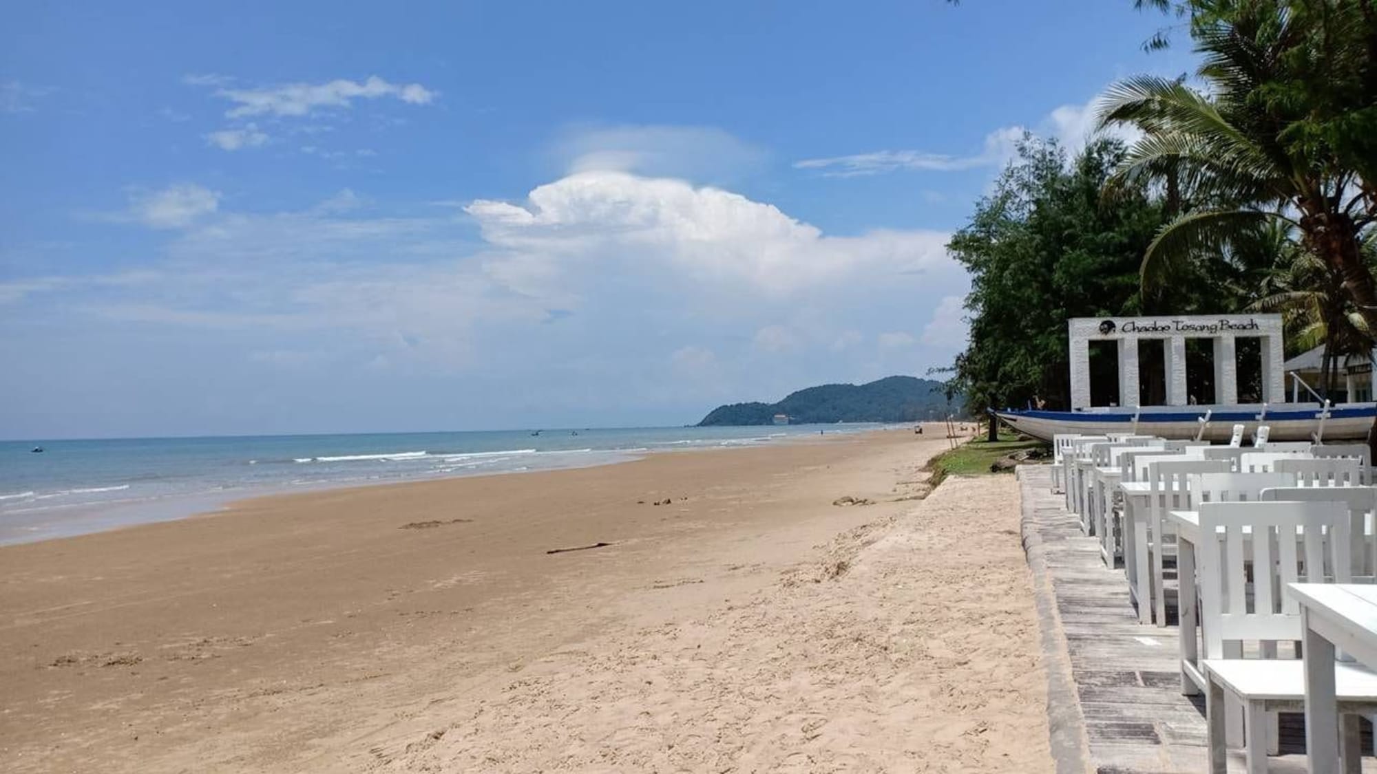 Chaolao Tosang Beach Hotel