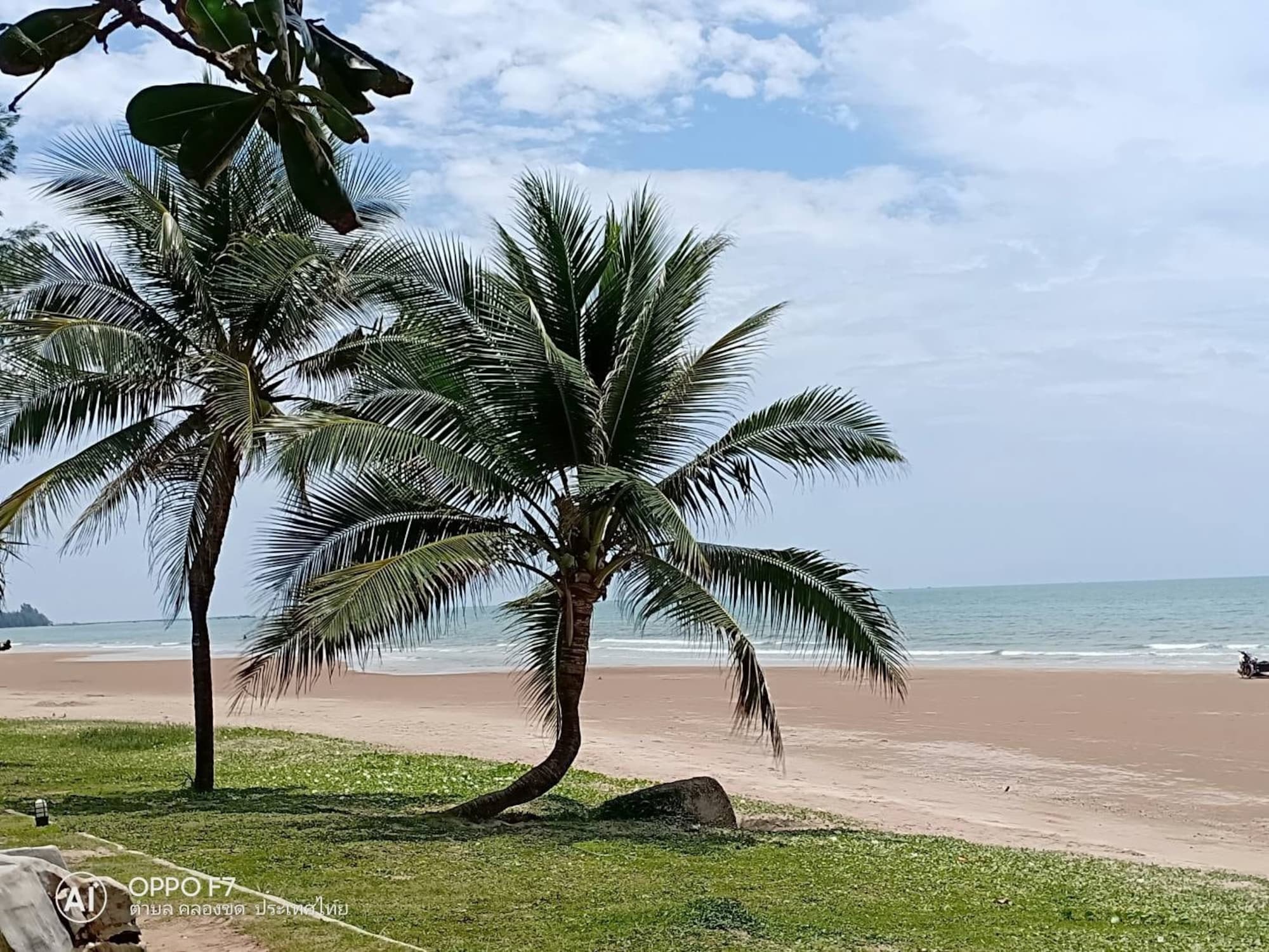 Chaolao Tosang Beach Hotel