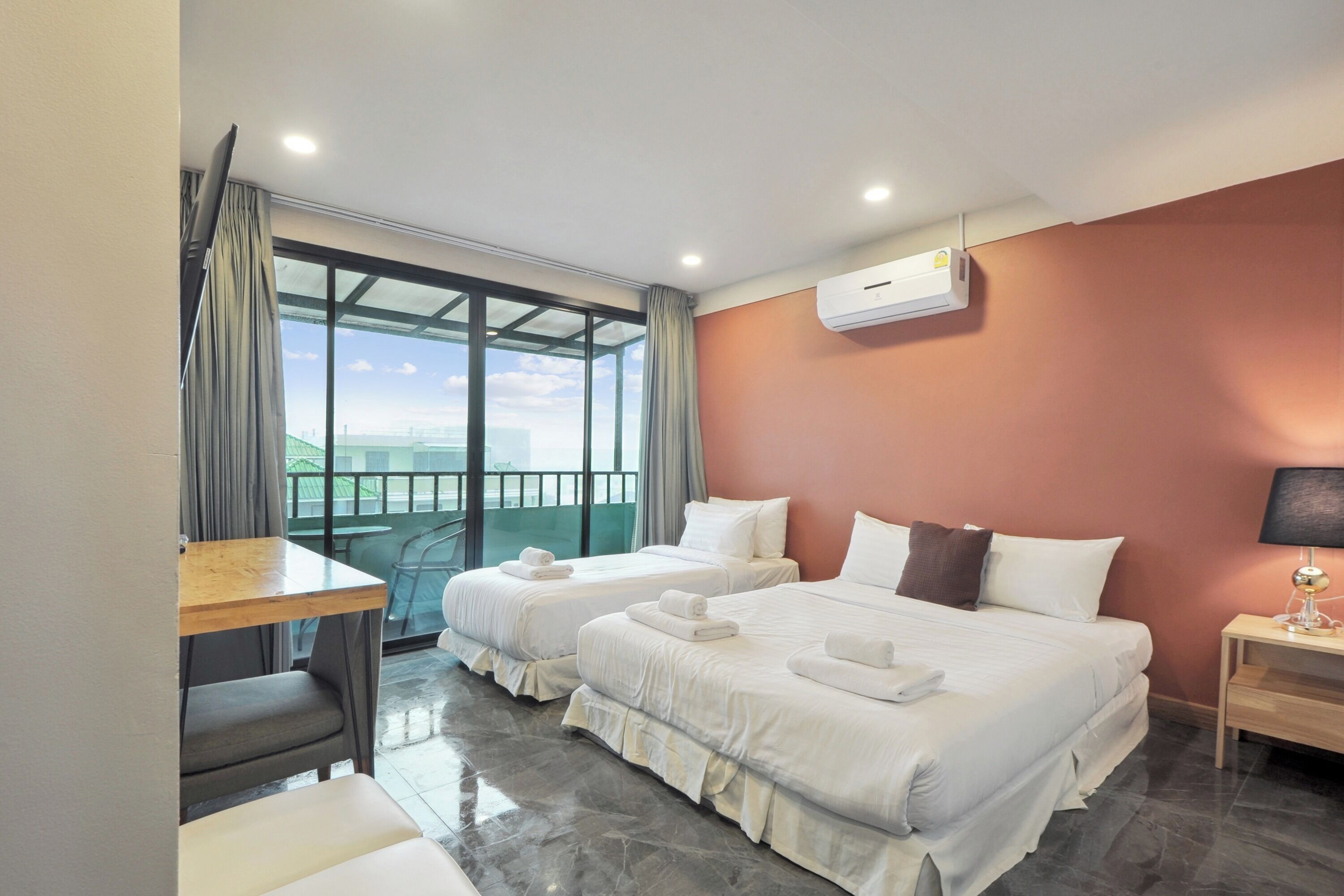 Ployburi Boutique Hotel
