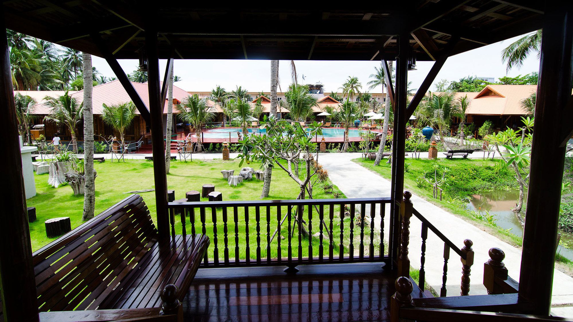 Maikaew Damnoen Resort