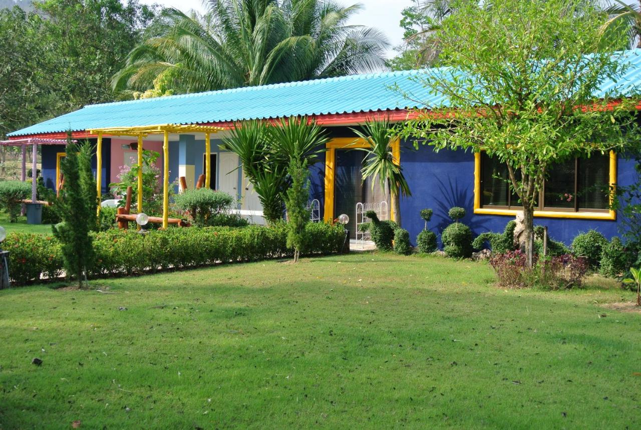 Baan Raisooksangchan