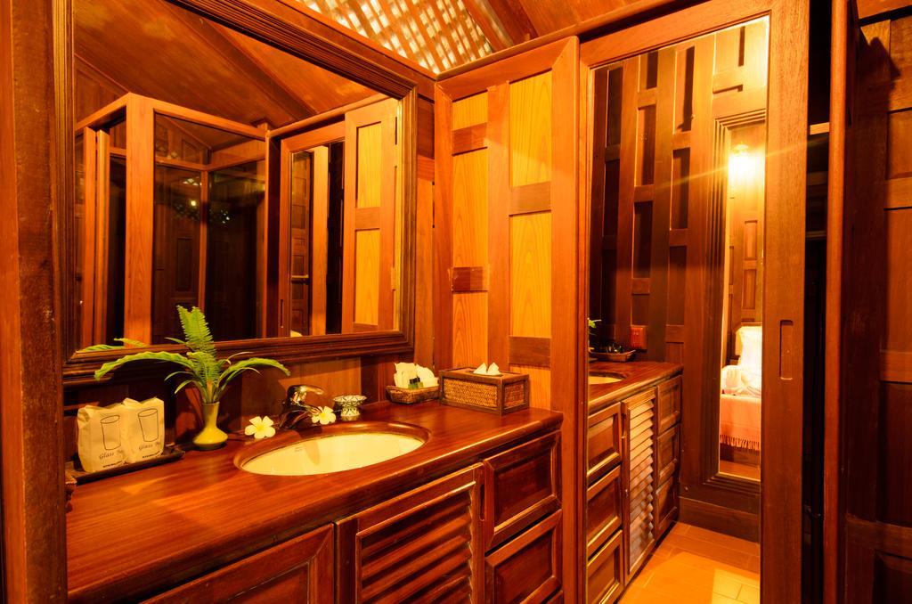 Petchvarin Resort and Spa
