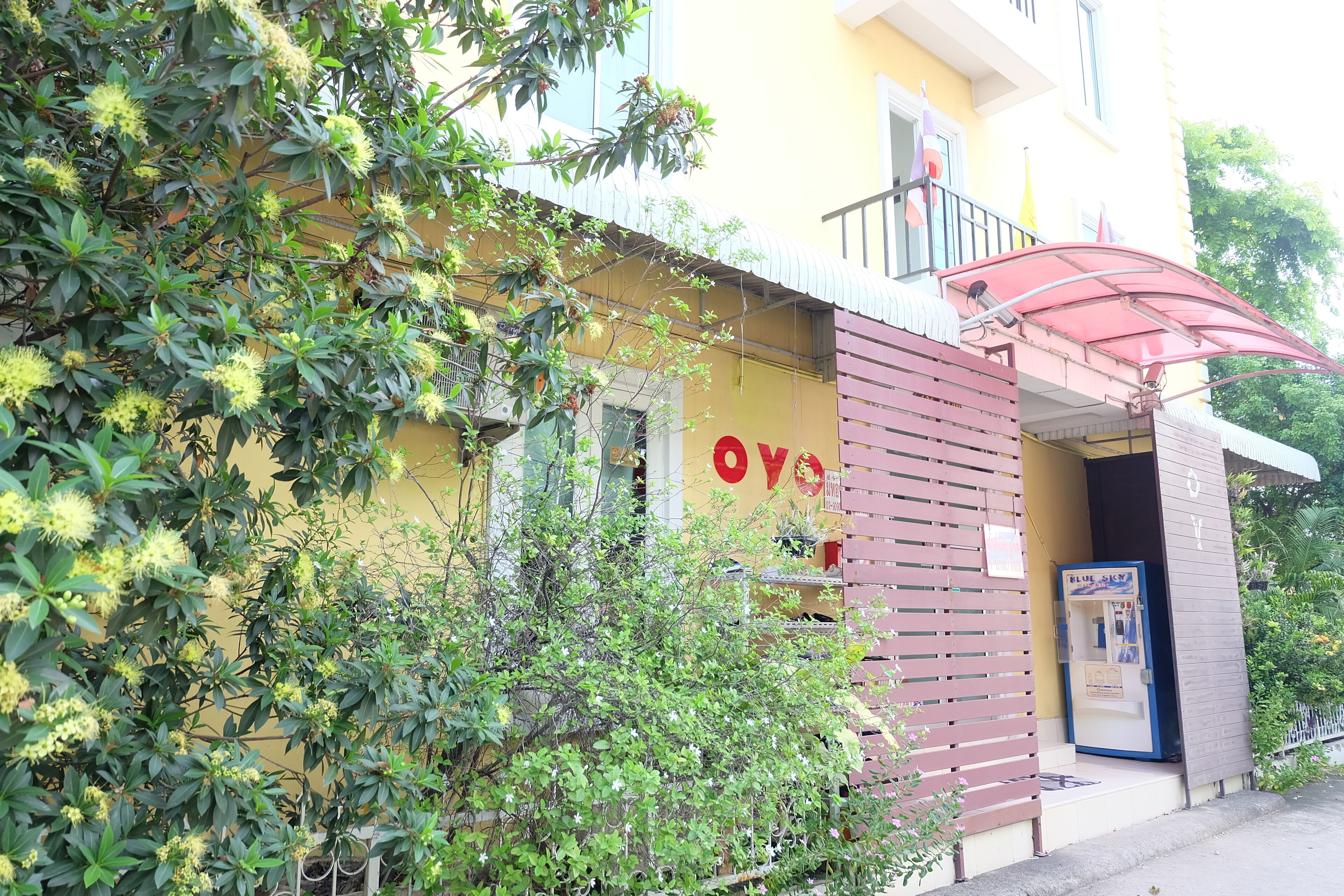 Place Navanakorn by Oyo