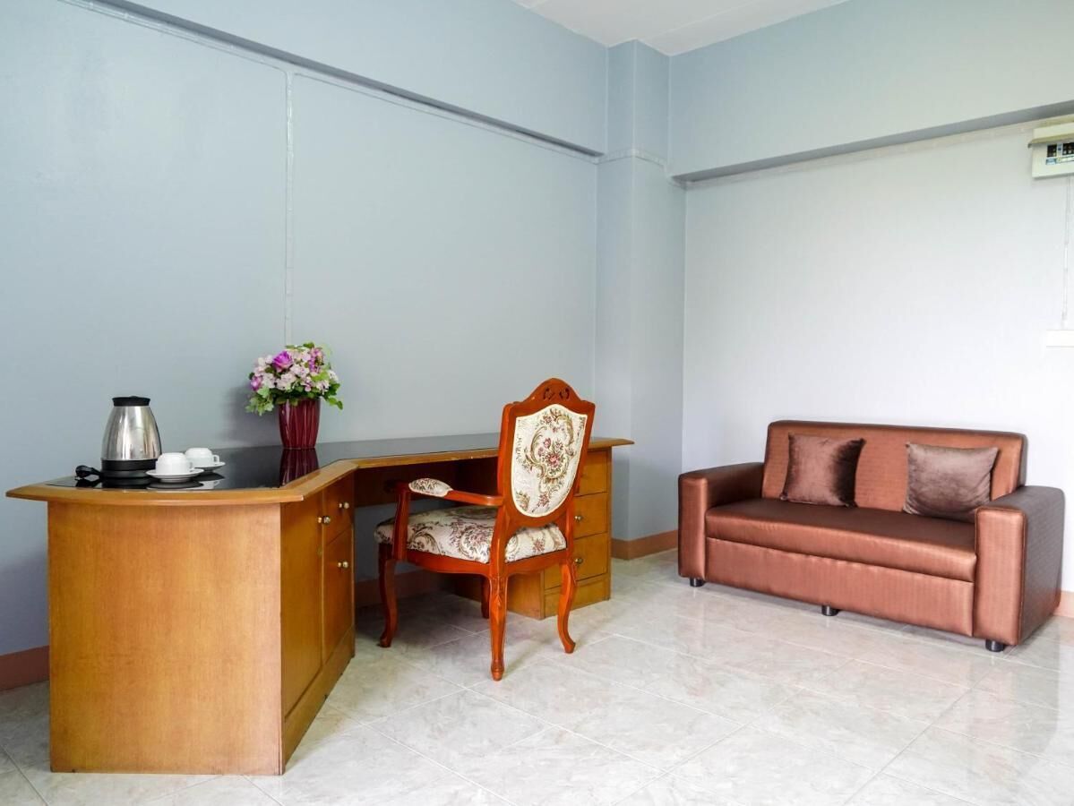 Roomquest Sps Hotel And Residence